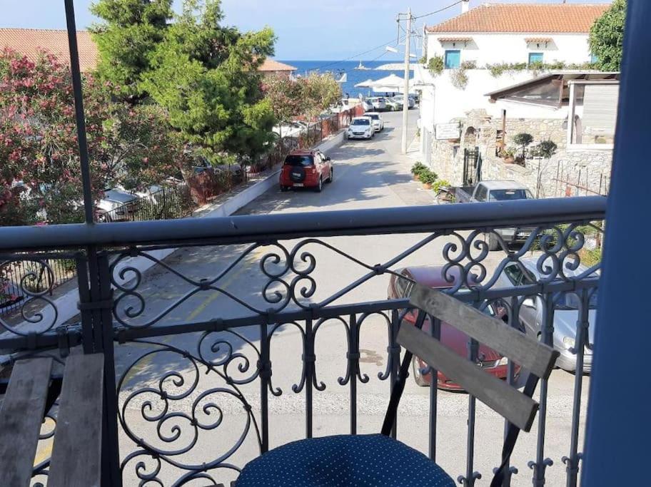 Traditional House At Koroni Near Beach 외부 사진